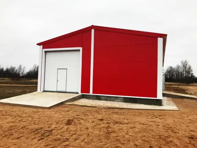 Здание из сэндвич-панелей размером 10х30х4,75х5,8 м